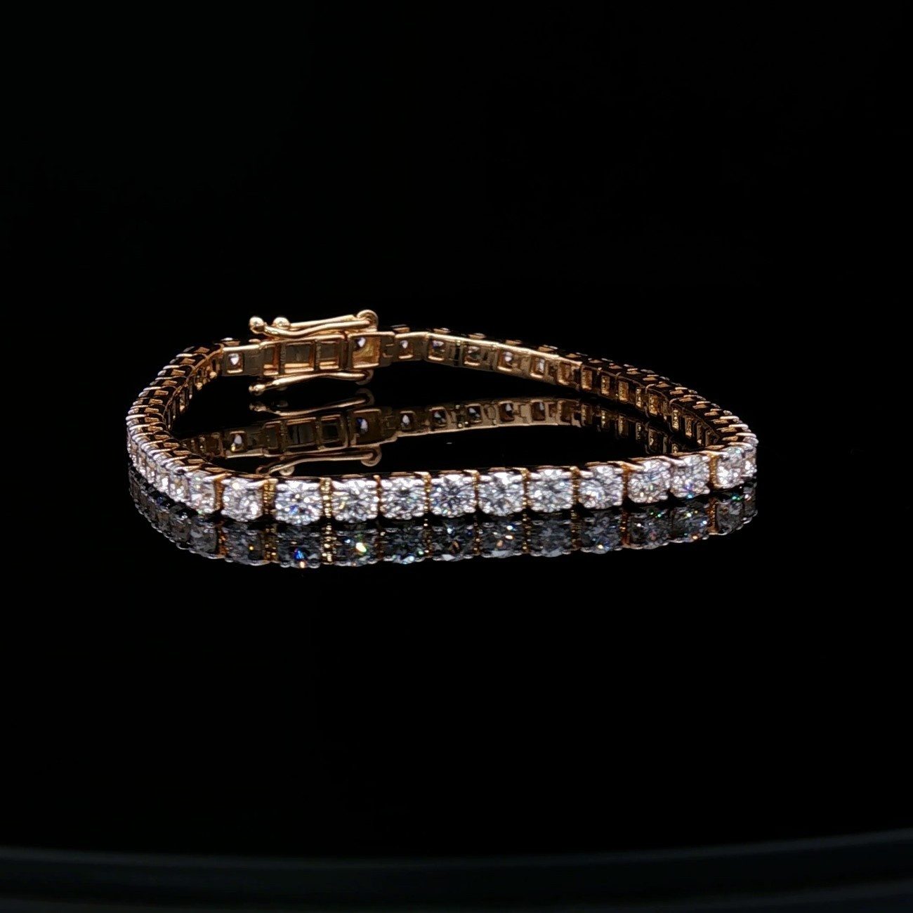 Tārakā Tennis Bracelet - Image 1